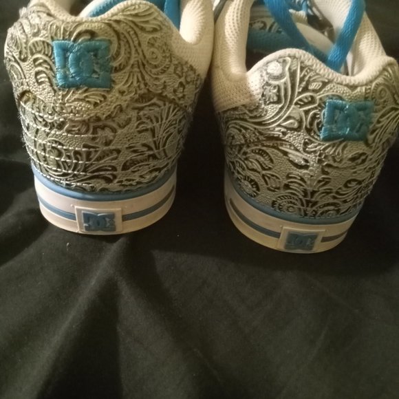 Vintage Dc shoes Women's Voltron size 7 wearable collector shoes - Picture 4 of 4